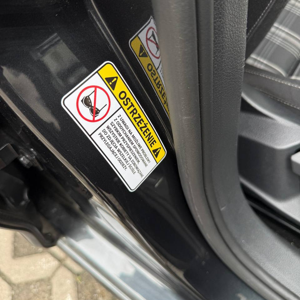 WARNING sticker – Remove tight clothing